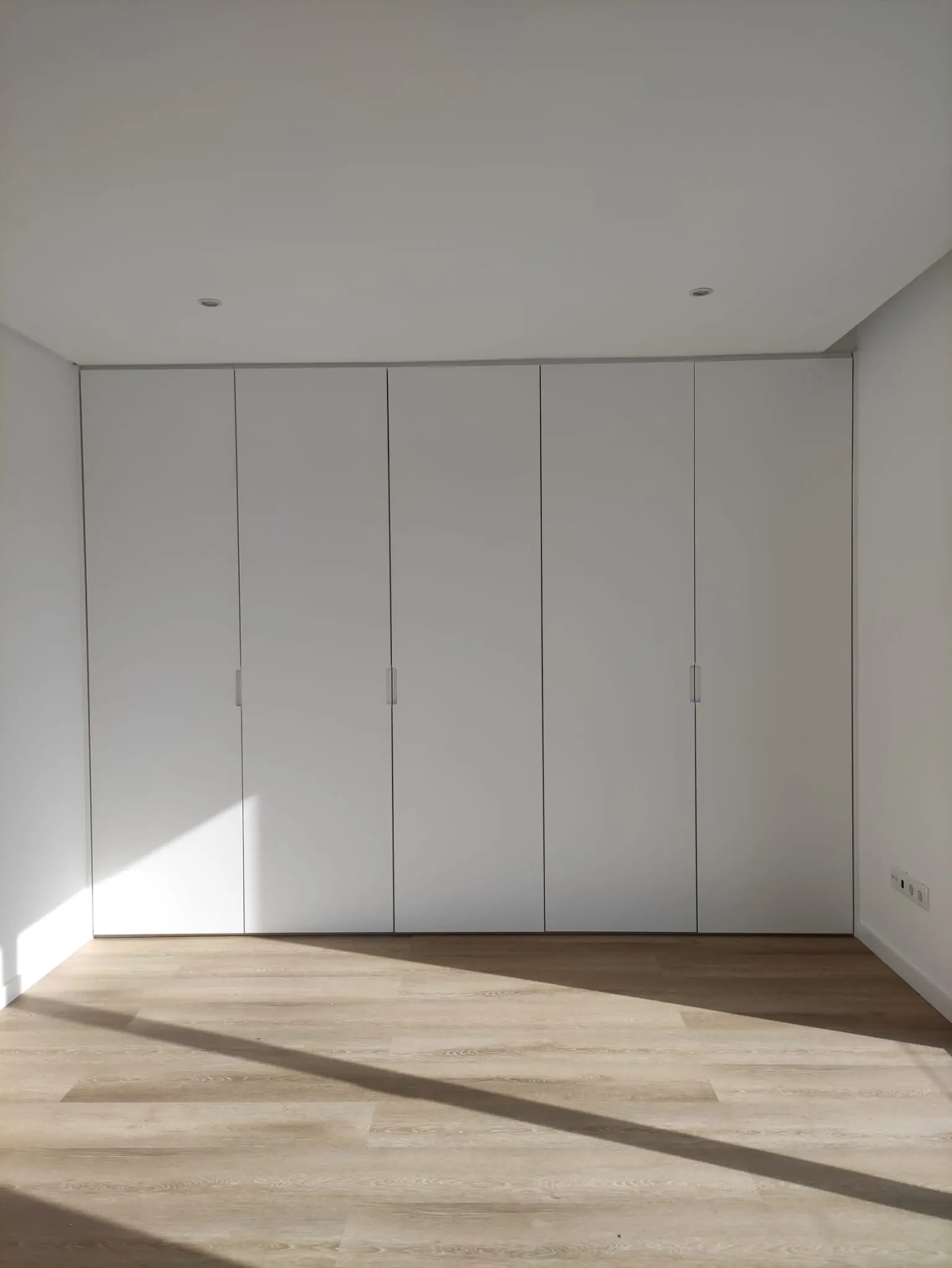Roupeiros e closets